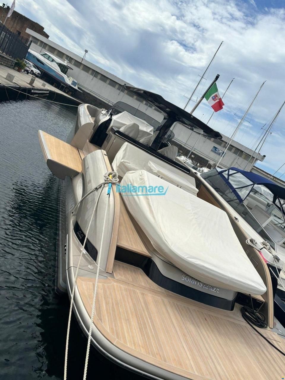 Solaris Power 44 Open
