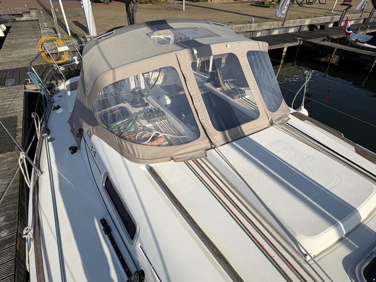 Dufour 34 Performance