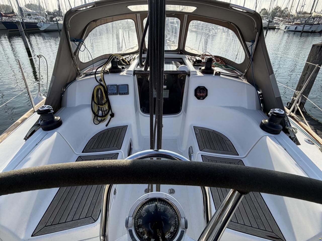 Dufour 34 Performance