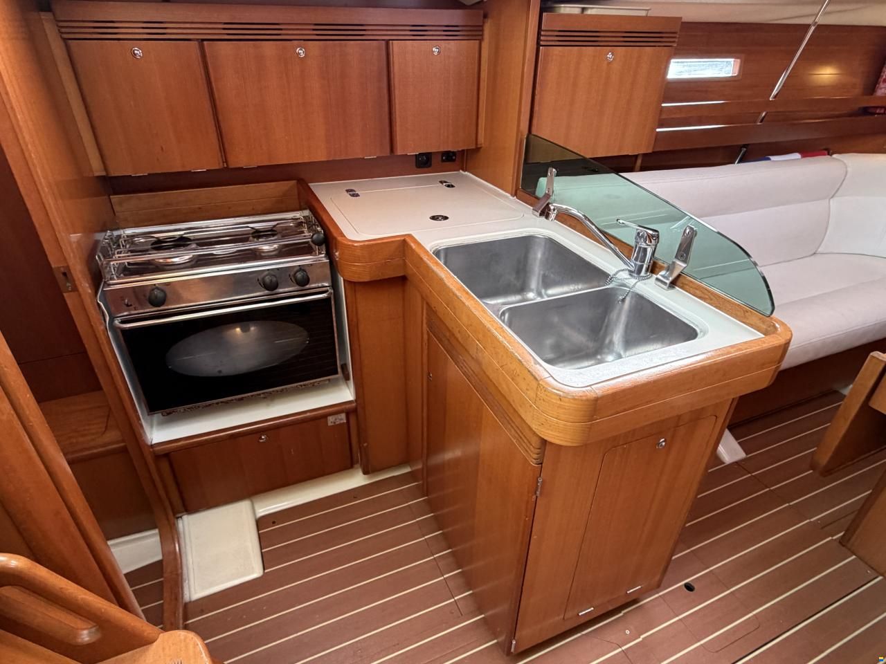 Dufour 34 Performance