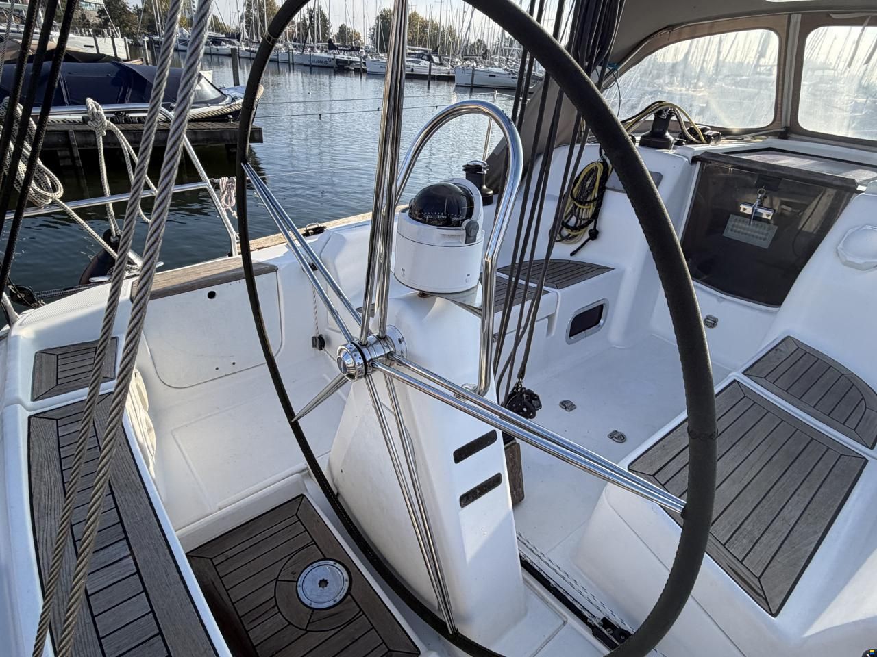 Dufour 34 Performance