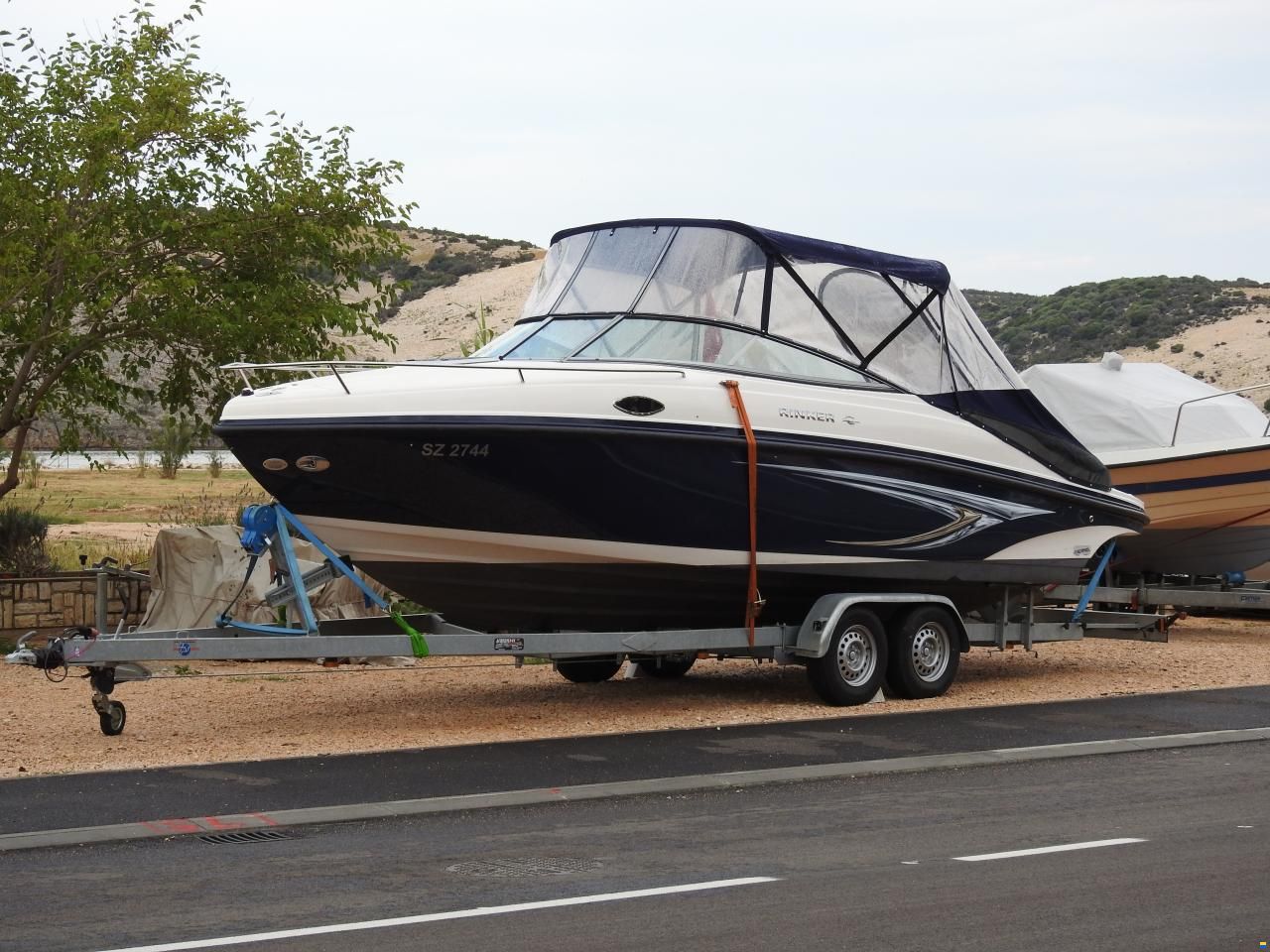 Rinker Captiva 246cc