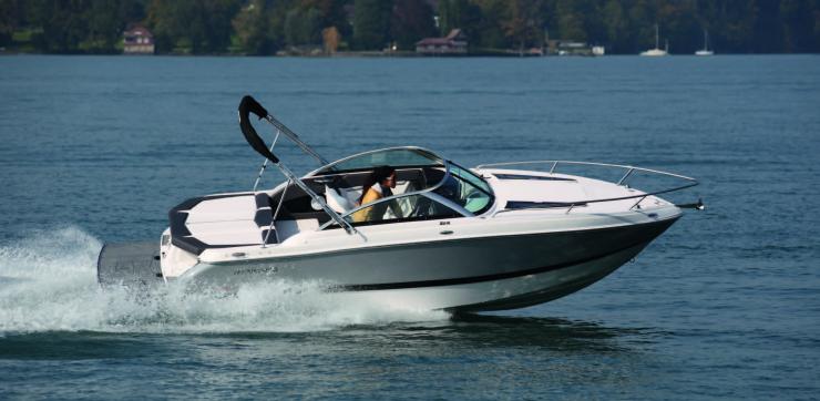 Four Winns SL 242 en test