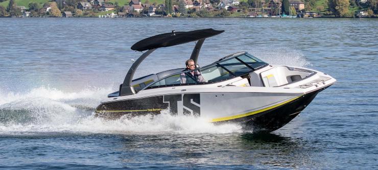 Four Winns TS 242 en test