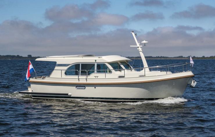Linssen Grand Sturdy 30.0 Sedan en test