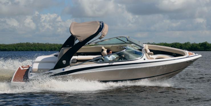 Regal 2300 Bowrider en test
