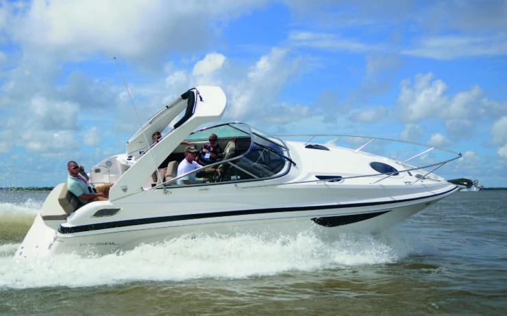 Regal 28 Express im Test