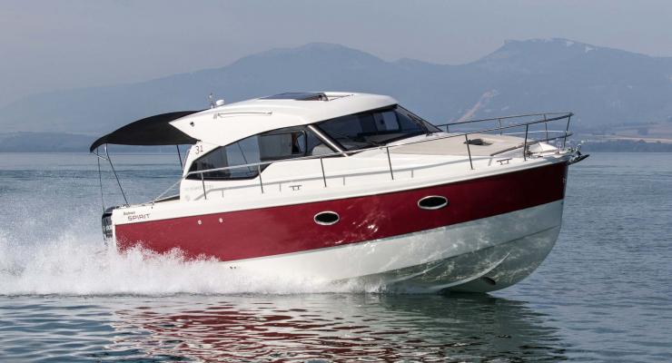 Rodman Spirit 31 HT Outboard en test