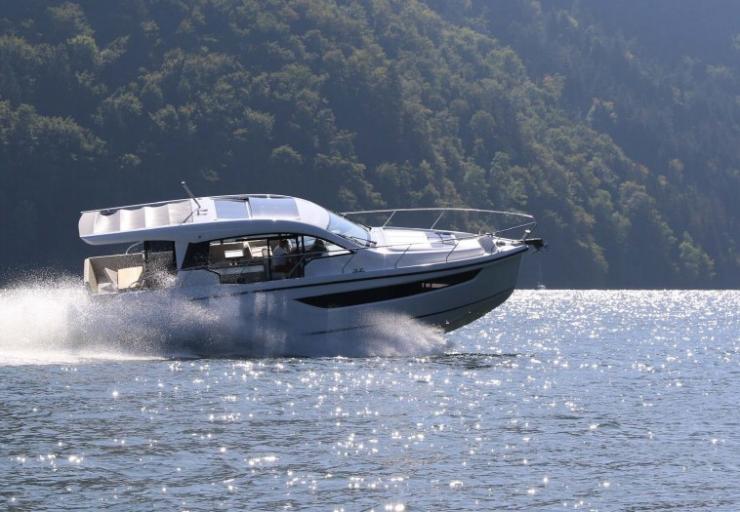 Sealine C390 en test