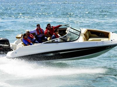 Sea Ray 220 Sundeck Testbericht