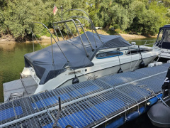 Rinker Fiesta Vee 260