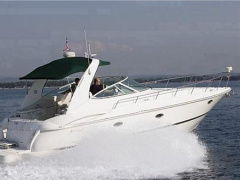 Cruisers Yachts 3672