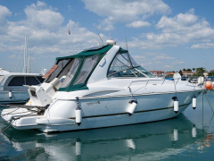 Cruisers Yachts 3672
