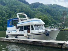 Taiwan Sundeck Trawler