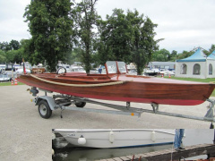 Oldtimer Holzboot mit E-Antrieb