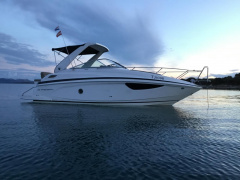 Regal 28 Express