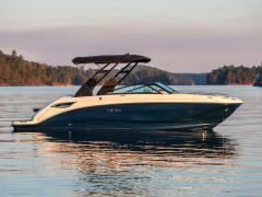 Sea Ray 250 SDXE mit Trailer MESSEANGEBOT