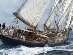 Van der Graaf Classic Schooner