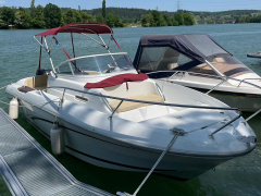 Bénéteau Flyer 650 WA Sundeck mit Neu-Trailer