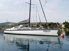 MacGregor 65 Pilot House