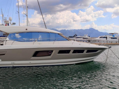 Prestige Yachts 500 S