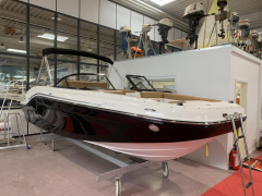 Bayliner DX 2050