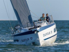 Dufour Yacht 37