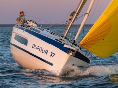 Dufour Yacht 37