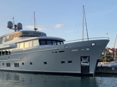 Van der Valk 37m Explorer