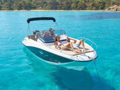 Quicksilver Activ 675 Sundeck