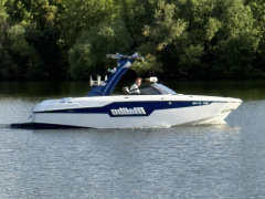 Malibu M220