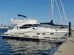 Sealine F 42/5