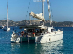 Lagoon 450 F