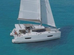 Fountaine Pajot Lucia 40