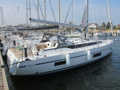 Bavaria C45 Holiday