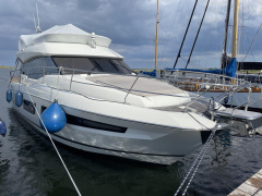 Prestige 460F