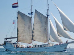 Passenger Vessel Minerva