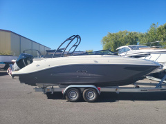 Sea Ray 230 SSOE