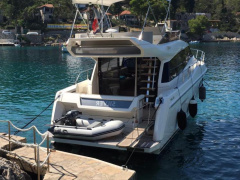 Ferretti Yachts 450