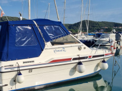 Fairline Carrera 24