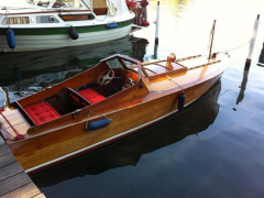 Mahagony Boat (C.G. Petterson Design)
