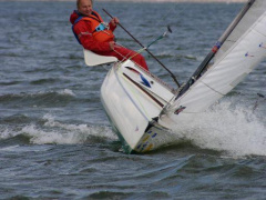 Bauer Monas Einmann-Kielboot