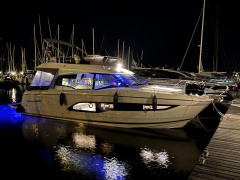 Prestige Yachts 420 Fly