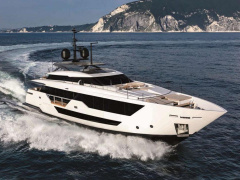 Ferretti Custom Line CL 106