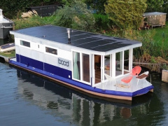 Houseboat Bood Houseboat