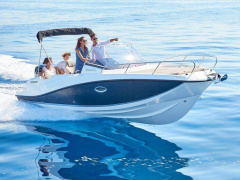 Quicksilver ACTIV 675 SUNDECK