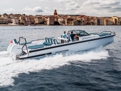 Axopar Yachts 37 Spyder