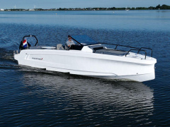 Axopar Yachts 25 Cross Bow