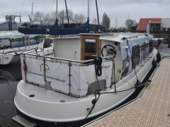 Houseboat Hybride/ Electrisch Varend 10.