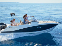 Quicksilver Activ 675 Sundeck